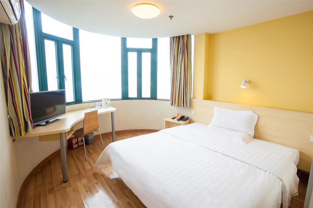 7Days Inn Guiyang West Yan'An Road Esterno foto