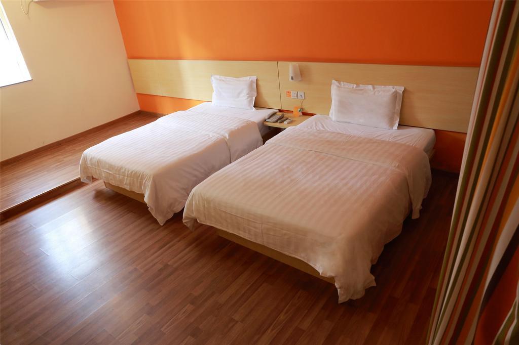 7Days Inn Guiyang West Yan'An Road Esterno foto